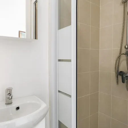 Charming In The Heart Of The 15th Apartment *