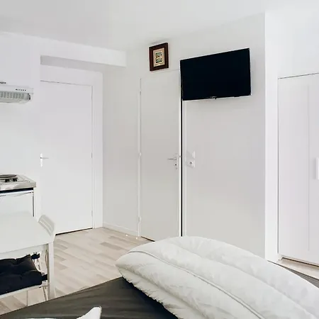 Charming In The Heart Of The 15th Apartment *