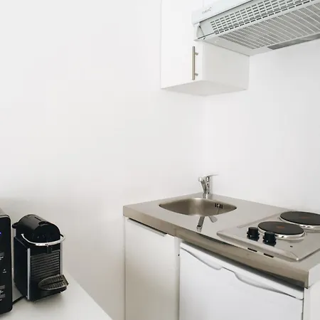 Charming In The Heart Of The 15th Paris